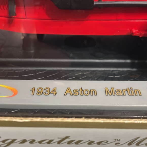 Signature Models Cars - Picture 3 of 10